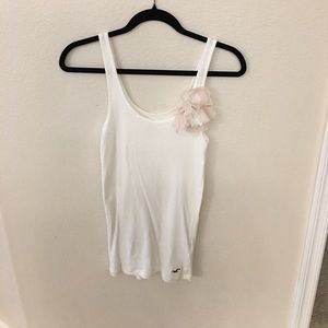 Hollister flower tank